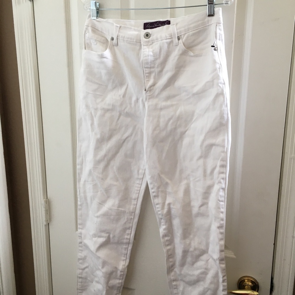 FINAL MARKDOWN Gloria Vanderbilt Amanda Jeans 16